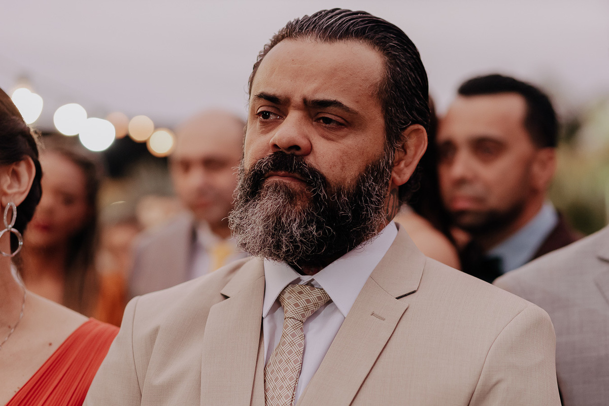 CERIMÔNIA DE CASAMENTO AO AR LIVRE NO FINAL DA TARDE REALIZADO NO MANANCIAL EVENTOS VALE AZUL EM SARANDI NO PARANA E FOTOGRAFADO POR LUCAS DREHER E ALINE DREHER