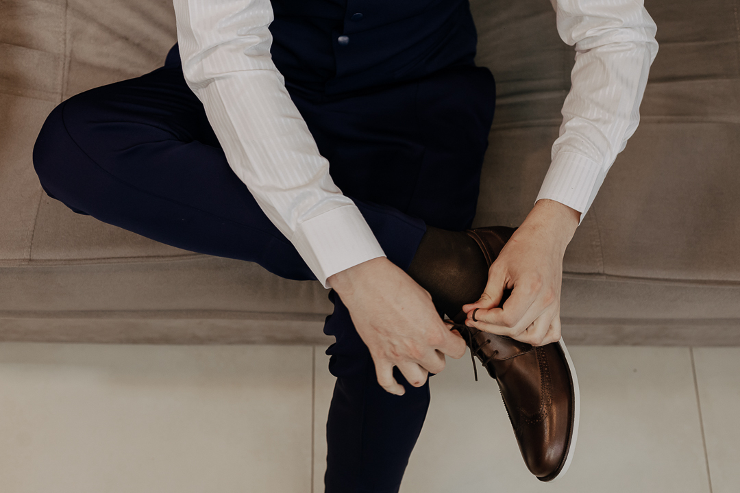 MAKING OF DO NOIVO REALIZADO NA BARBEARIA GUSTAVO LOPES EM MARINGA PARANA E FOTOGRAFADO POR LUCASDREHER