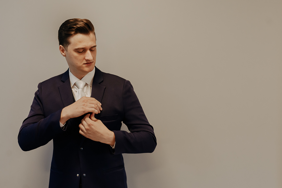 MAKING OF DO NOIVO REALIZADO NA BARBEARIA GUSTAVO LOPES EM MARINGA PARANA E FOTOGRAFADO POR LUCASDREHER