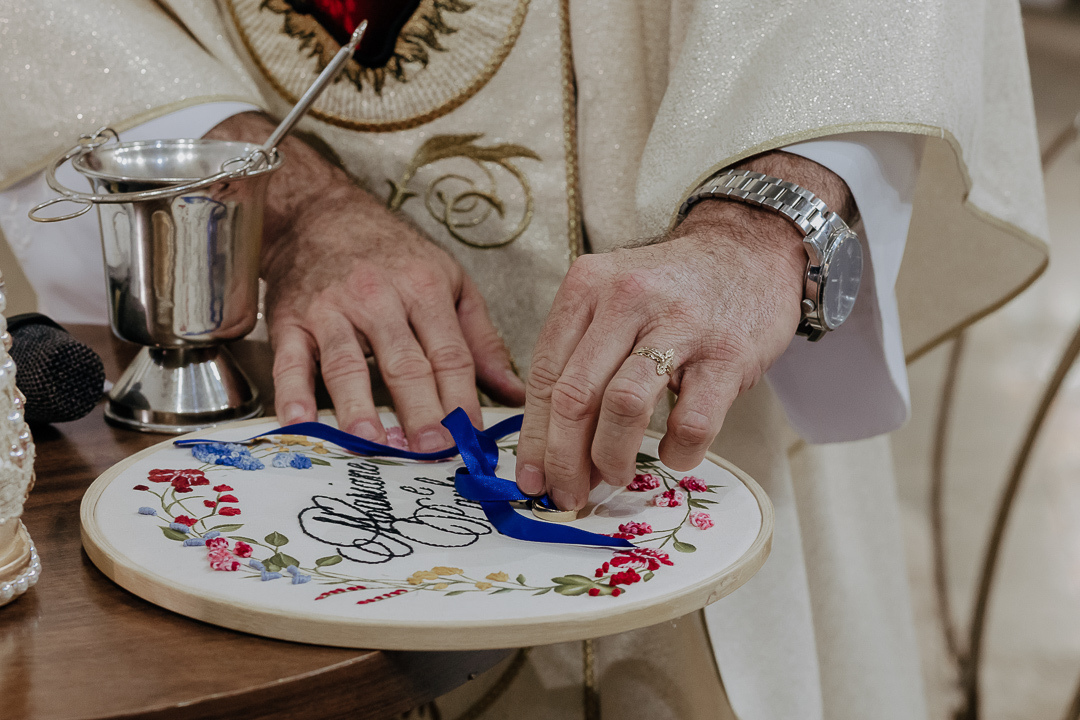 CERIMÔNIA DE CASAMENTO CATÓLICA REALIZADA NA CATEDRAL NOSSA SENHORA DA GLORIA DE MARINGA NO PARANA E FOTOGRAFADO POR LUCAS DREHER E ALINE DREHER