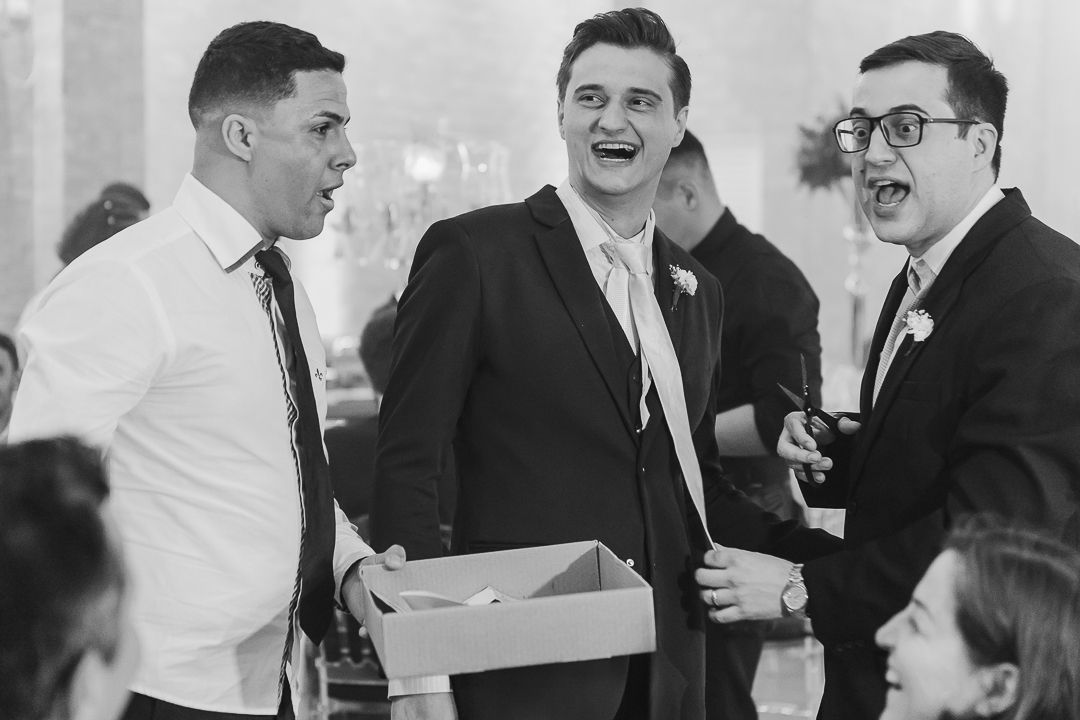 RECEPCAO DE CASAMENTO NO CASABLANCA HALL EM MARINGA NO PARANA E FOTOGRAFADO POR LUCAS DREHER E ALINE DREHER ASSESSORIA DE HIGOR HENRIQUE E BUFFET BLESS