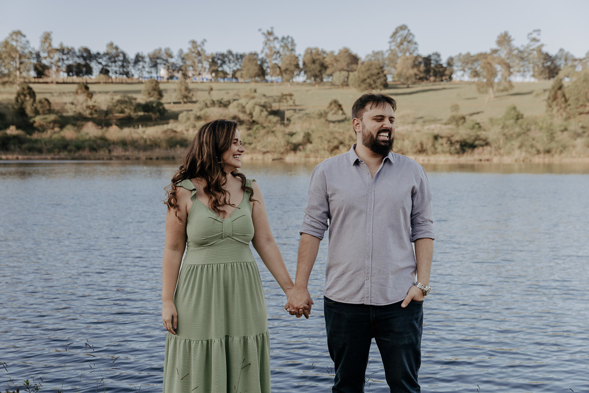 ENSAIO PRE CASAMENTO OU PRE WEDDING REALIZADO NA ESTANCIA TAMARANA EM TAMARANA MAUA DA SERRA PARANA E FOTOGRAFADO POR LUCAS DREHER E ALINE DREHER