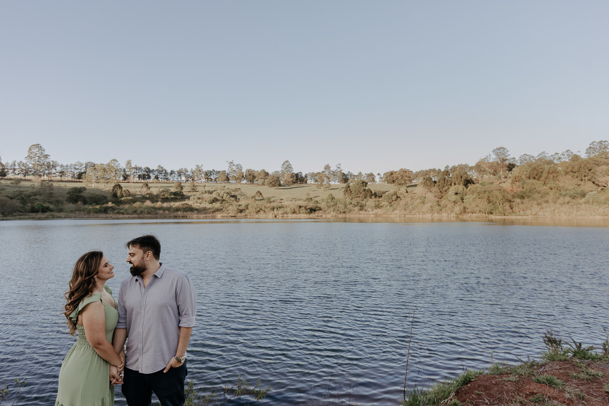 ENSAIO PRE CASAMENTO OU PRE WEDDING REALIZADO NA ESTANCIA TAMARANA EM TAMARANA MAUA DA SERRA PARANA E FOTOGRAFADO POR LUCAS DREHER E ALINE DREHER