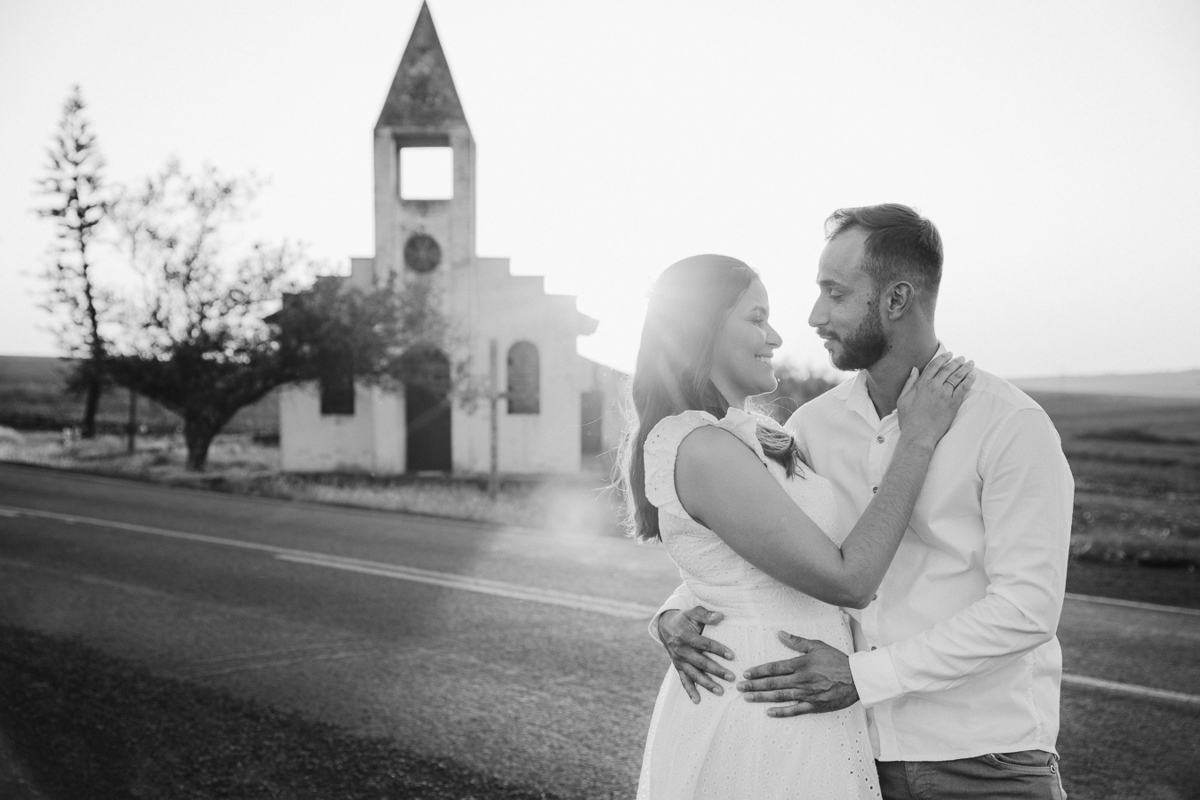 ENSAIO PRE WEDDING COM CAMINHAO VOLVO SCANIA MERCEDES NA ESTRADA EM MARINGA PARANA E FOTOGRAFADO POR LUCAS DREHER