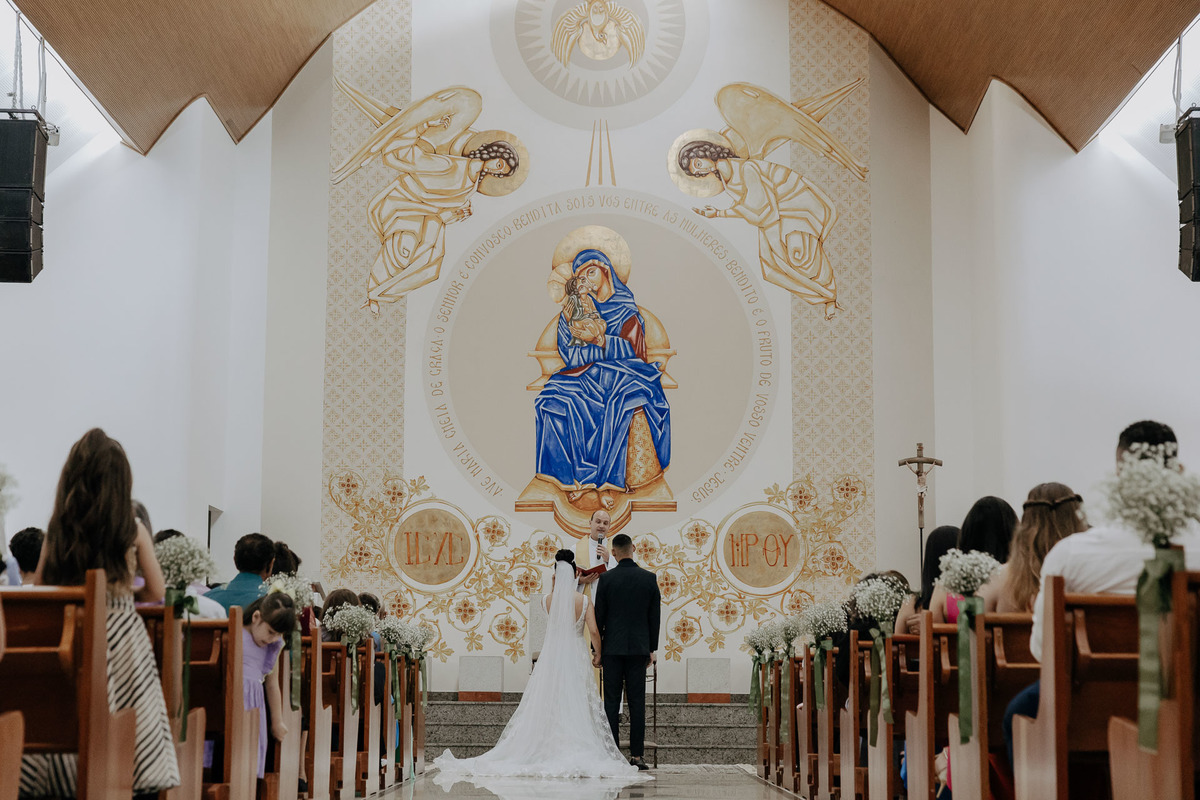 CERIMÔNIA DE CASAMENTO CATOLICA REALIZADA NA CAPELA IRMA DULCE EM MARINGA PARANA E FOTOGRAFADA POR LUCAS DREHER E ALINE DREHER COM ASSESSORIA DA LOIANE DA AMOR ETERNO ASSESSORIA