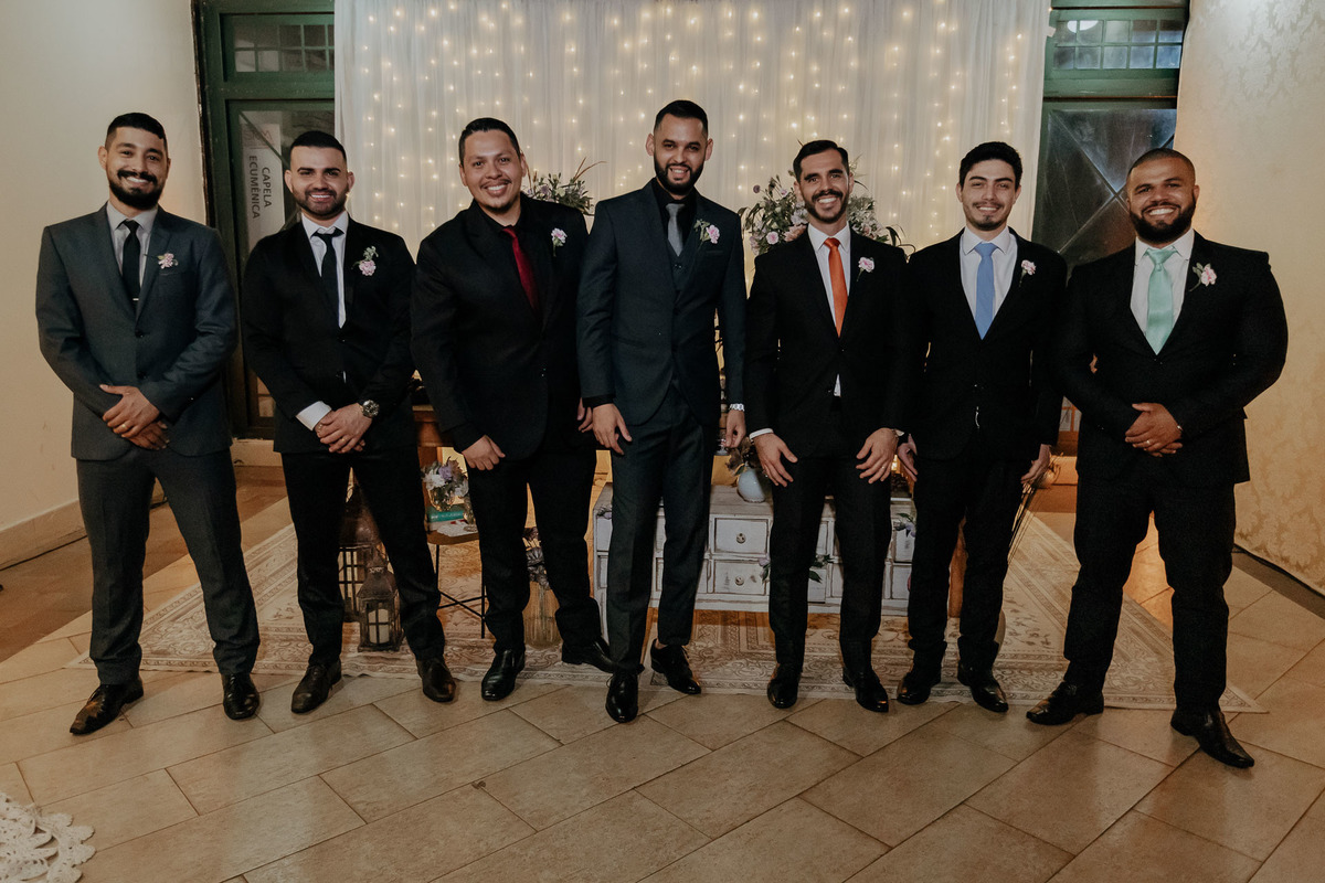 RECEPCAO E FESTA DE CASAMENTO REALIZADA NA CASA DO PRODUTOR DE MARINGA NO PARQUE DE EXPOSICAO E ASSESSORADO PELA LOIANE DA AMOR ETERNO ASSESSORIA