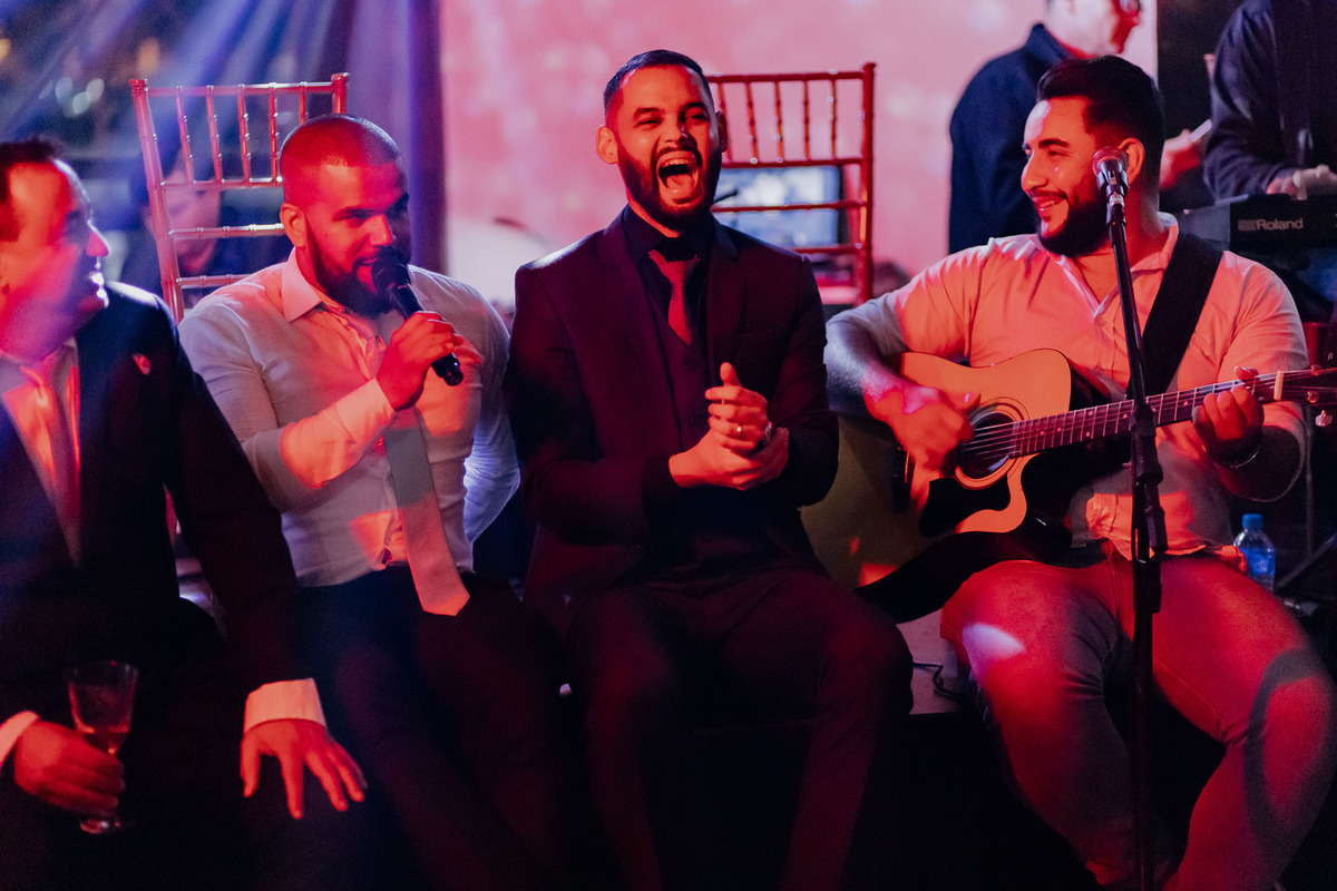 RECEPCAO E FESTA DE CASAMENTO REALIZADA NA CASA DO PRODUTOR DE MARINGA NO PARQUE DE EXPOSICAO E ASSESSORADO PELA LOIANE DA AMOR ETERNO ASSESSORIA