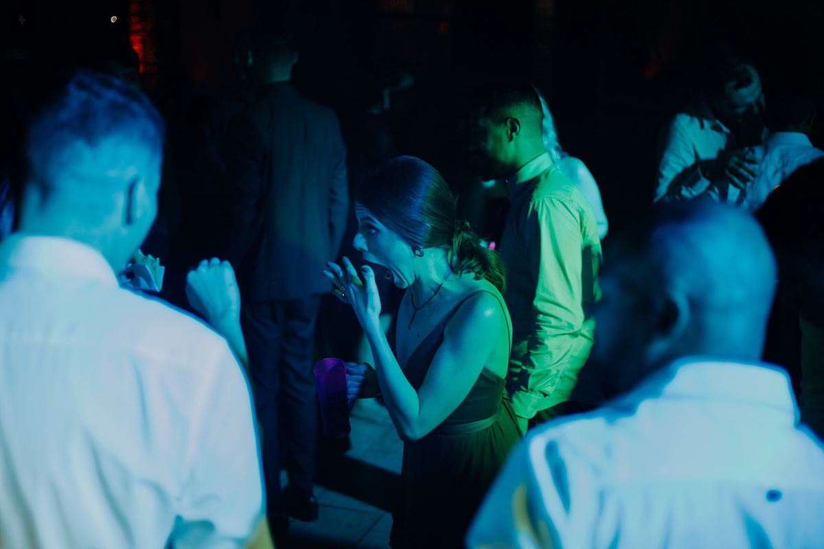 RECEPCAO E FESTA DE CASAMENTO REALIZADA NA CASA DO PRODUTOR DE MARINGA NO PARQUE DE EXPOSICAO E ASSESSORADO PELA LOIANE DA AMOR ETERNO ASSESSORIA