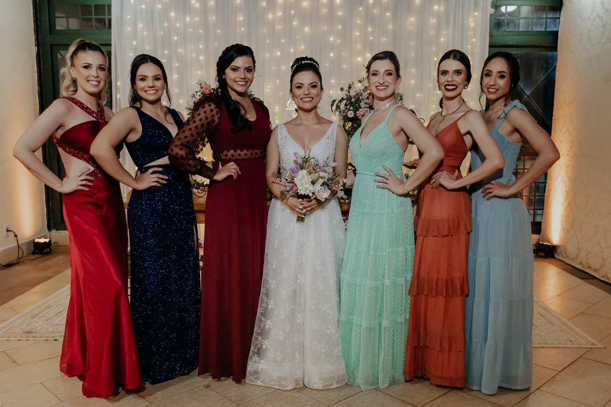 RECEPCAO E FESTA DE CASAMENTO REALIZADA NA CASA DO PRODUTOR DE MARINGA NO PARQUE DE EXPOSICAO E ASSESSORADO PELA LOIANE DA AMOR ETERNO ASSESSORIA