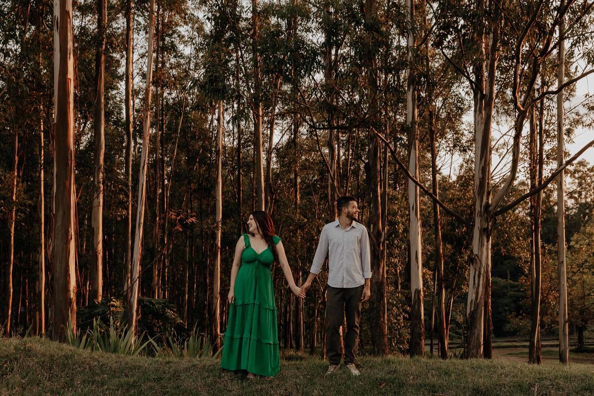ENSAIO PRE CASAMENTO REALIZADO NO ESPACO FOTOGRAFICO EDEN GARDEN EM MARINGA NO PARANA E FOTOGRAFADO POR LUCAS DREHER FILMAGEM MOMENTS FILMS