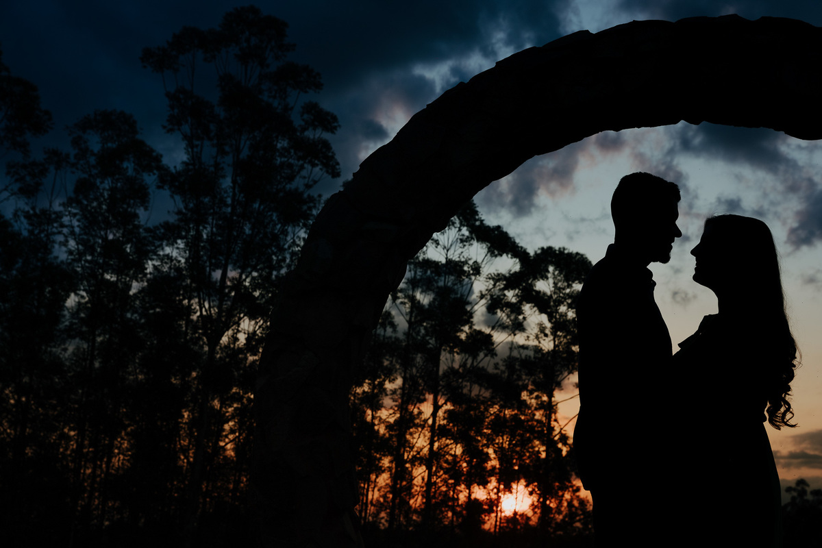 ENSAIO PRE CASAMENTO REALIZADO NO ESPACO FOTOGRAFICO EDEN GARDEN EM MARINGA NO PARANA E FOTOGRAFADO POR LUCAS DREHER FILMAGEM MOMENTS FILMS
