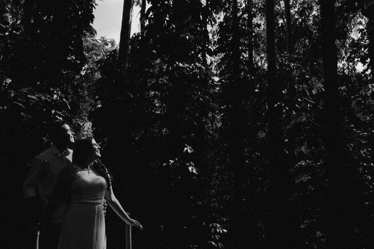 ENSAIO PRE CASAMENTO REALIZADO NO ESPACO FOTOGRAFICO EDEN GARDEN EM MARINGA NO PARANA E FOTOGRAFADO POR LUCAS DREHER FILMAGEM MOMENTS FILMS