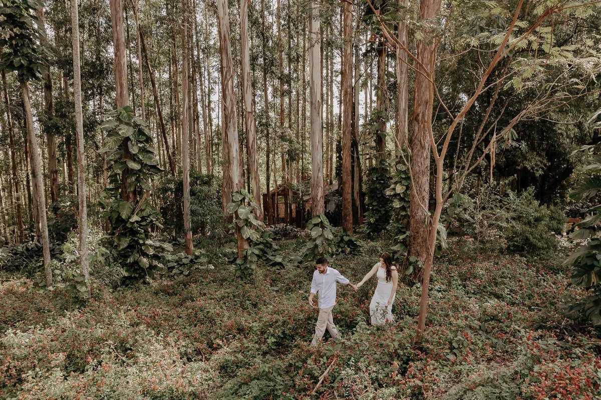 ENSAIO PRE CASAMENTO REALIZADO NO ESPACO FOTOGRAFICO EDEN GARDEN EM MARINGA NO PARANA E FOTOGRAFADO POR LUCAS DREHER FILMAGEM MOMENTS FILMS