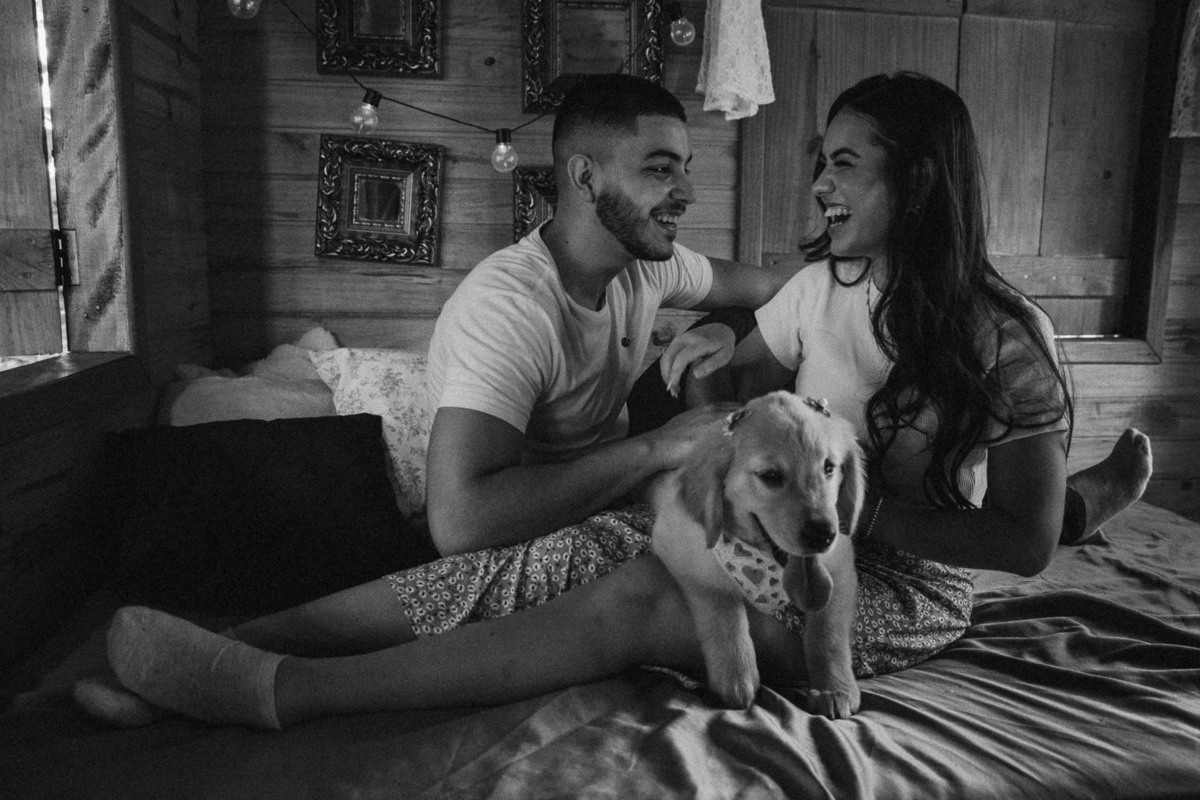 ENSAIO PRE CASAMENTO REALIZADO NO RECANTO PARAISO EM MARINGA NO PARANA E COM A PARTICIPACAO DO CACHORRO DO CASAL GOLDEN RETRIEVER TILAPIA E FOTOGRAFADO POR LUCAS DREHER