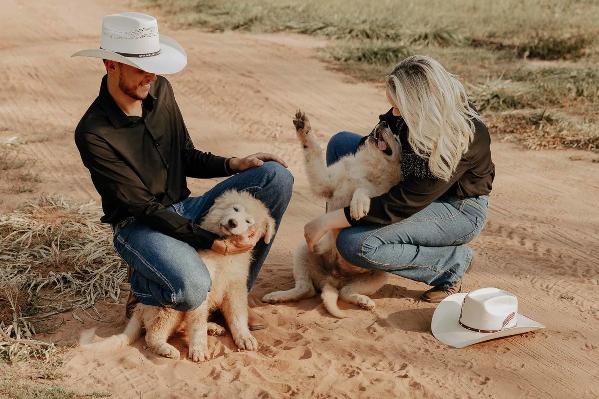 ENSAIO REALIZADO EM FAZENDA RANCHO CHACARA COM CAVALOS NO ESTILO COUNTRY COWBOY EM BATAGUASSU MATO GROSSO DO SUL E FOTOGRAFADO POR LUCAS DREHER