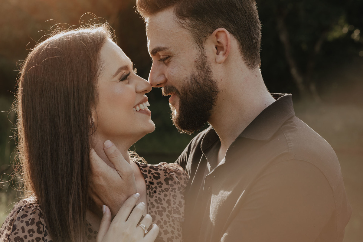 ENSAIO DE CASAL PRE WEDDING PRE CASAMENTO REALIZADO NO MORRO DO GAVIAO EM RIBEIRAO CLARO NO PARANA