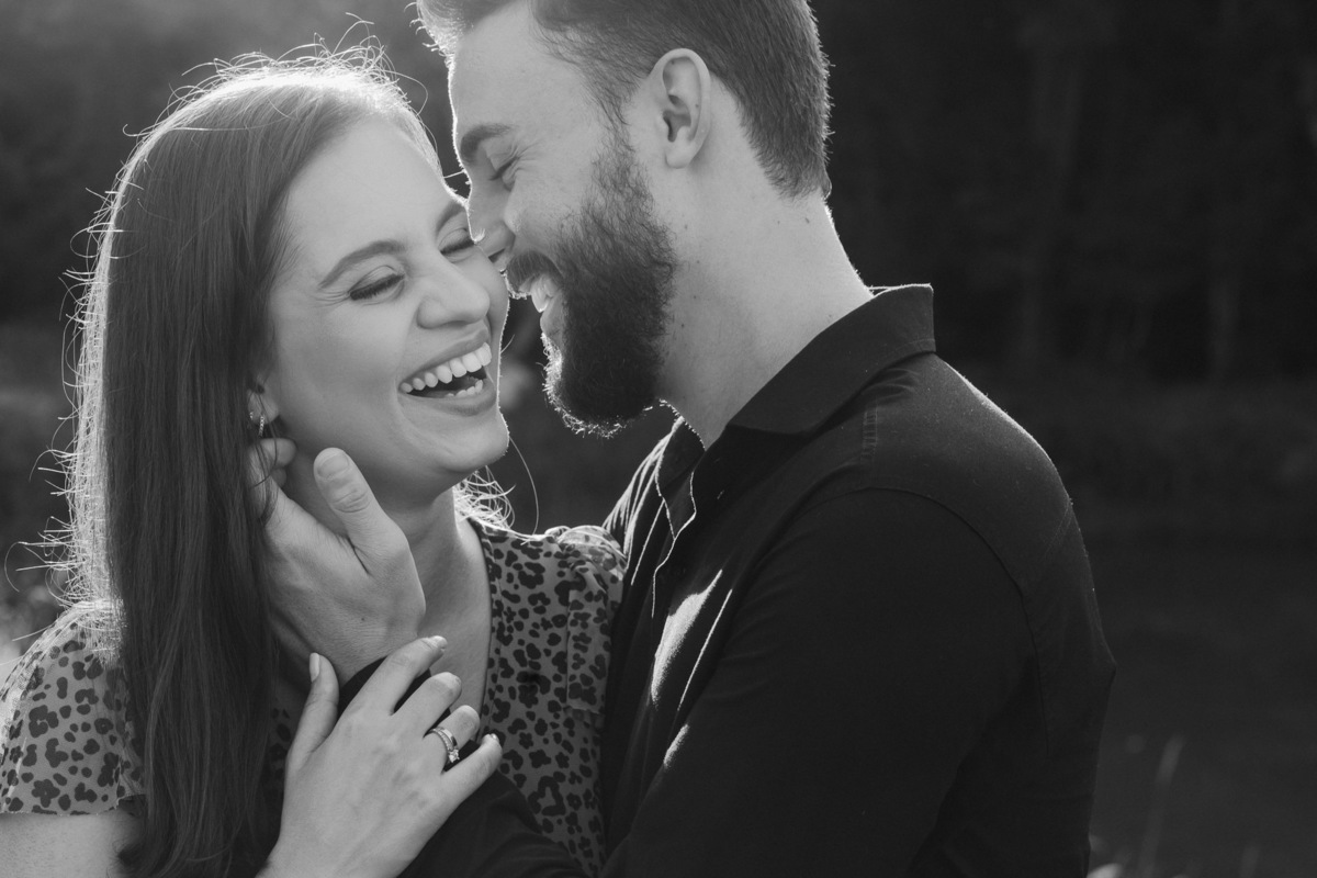 ENSAIO DE CASAL PRE WEDDING PRE CASAMENTO REALIZADO NO MORRO DO GAVIAO EM RIBEIRAO CLARO NO PARANA