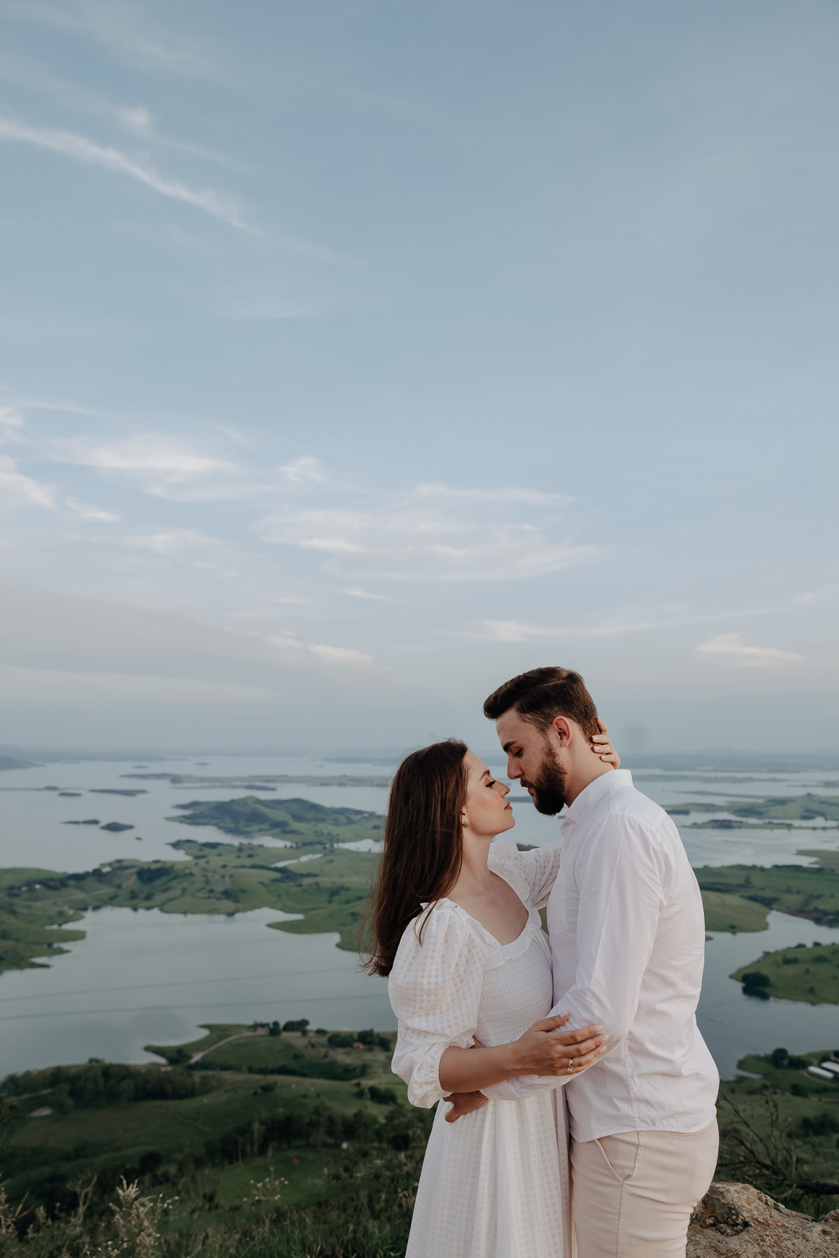 ENSAIO DE CASAL PRE WEDDING PRE CASAMENTO REALIZADO NO MORRO DO GAVIAO EM RIBEIRAO CLARO NO PARANA