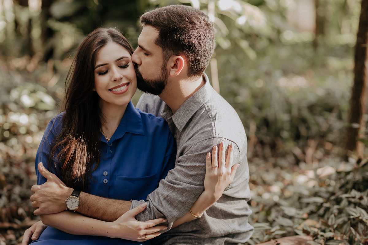 ENSAIO PRE WEDDING OU PRE CASAMENTO REALIZADO NA FAZENDA EDEN GARDEN EM MARINGA NO PARANA E FOTOGRAFADO POR LUCAS DREHER