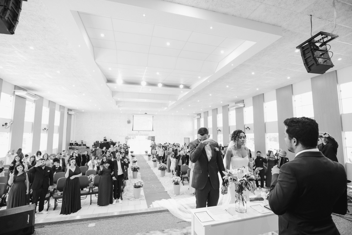 CASAMENTO EMOCIONANTE CRENTE EVANGELICO REALIZADO NA PRIMEIRA IGREJA BATISTA DE MARINGA NO PARANA E FOTOGRAFADO POR LUCAS DREHER