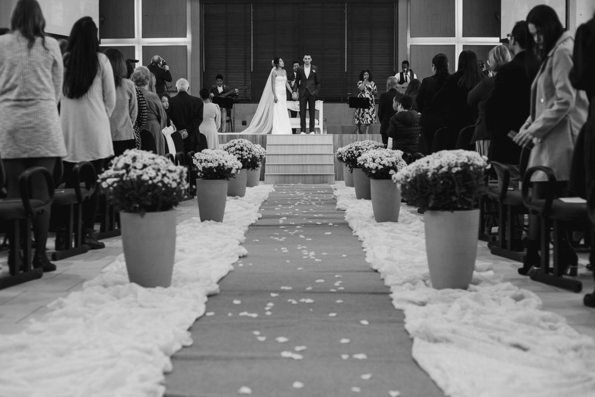 CASAMENTO EMOCIONANTE CRENTE EVANGELICO REALIZADO NA PRIMEIRA IGREJA BATISTA DE MARINGA NO PARANA E FOTOGRAFADO POR LUCAS DREHER