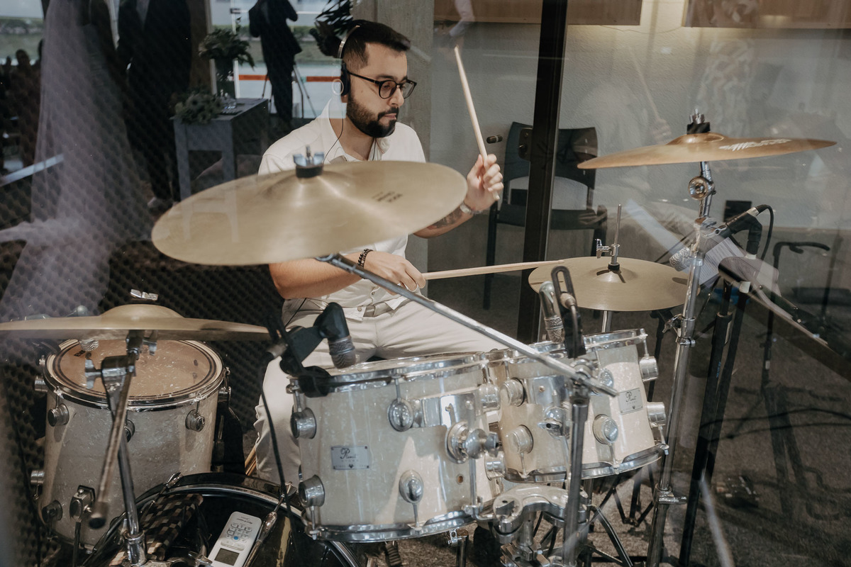 CASAMENTO EMOCIONANTE CRENTE EVANGELICO REALIZADO NA PRIMEIRA IGREJA BATISTA DE MARINGA NO PARANA E FOTOGRAFADO POR LUCAS DREHER