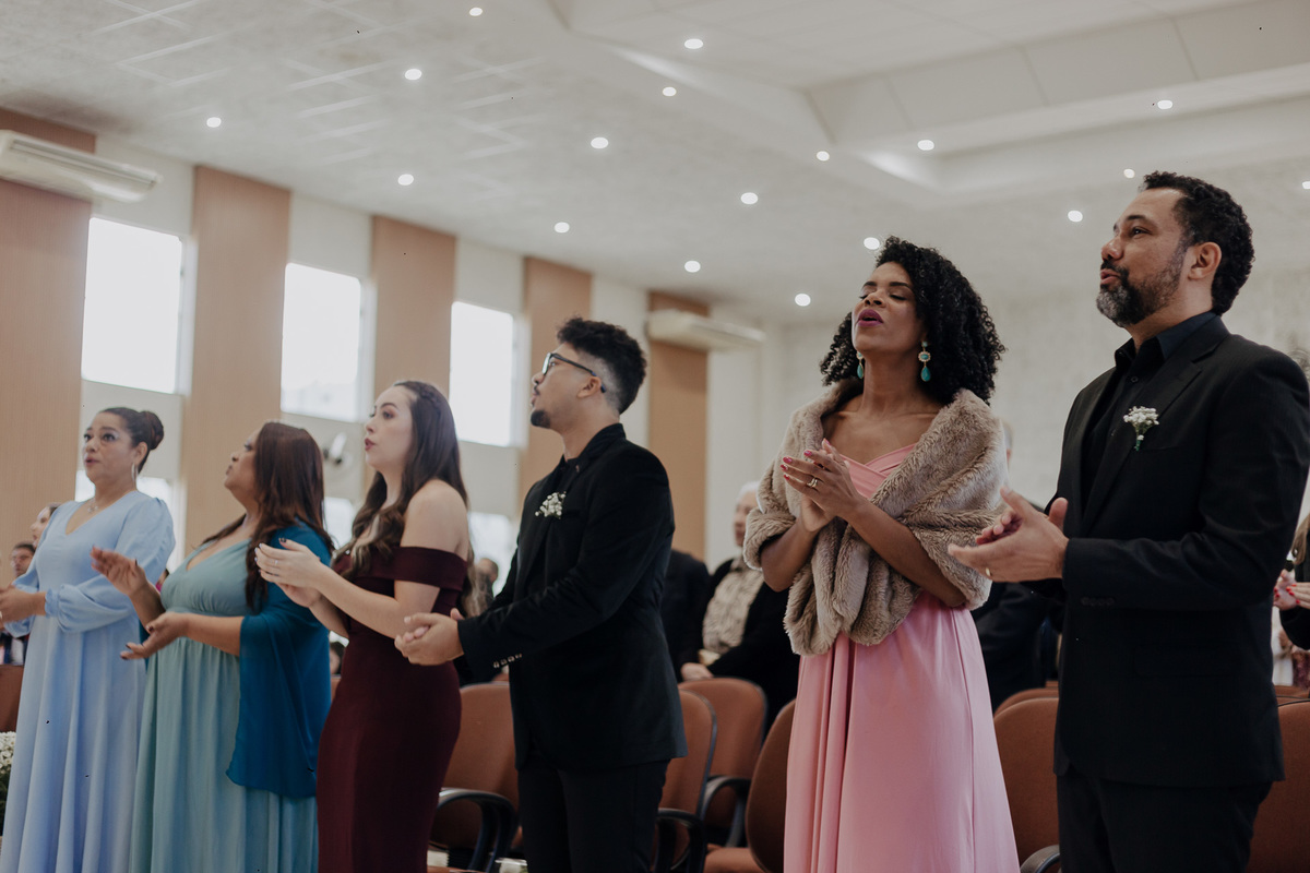 CASAMENTO EMOCIONANTE CRENTE EVANGELICO REALIZADO NA PRIMEIRA IGREJA BATISTA DE MARINGA NO PARANA E FOTOGRAFADO POR LUCAS DREHER