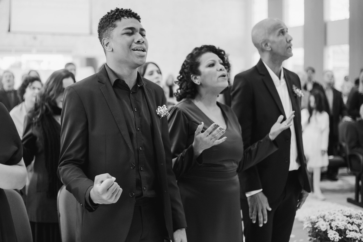 CASAMENTO EMOCIONANTE CRENTE EVANGELICO REALIZADO NA PRIMEIRA IGREJA BATISTA DE MARINGA NO PARANA E FOTOGRAFADO POR LUCAS DREHER