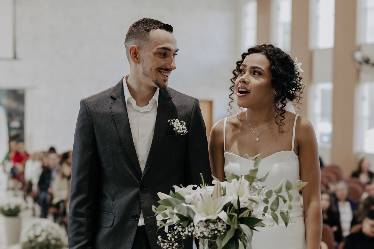 CASAMENTO EMOCIONANTE CRENTE EVANGELICO REALIZADO NA PRIMEIRA IGREJA BATISTA DE MARINGA NO PARANA E FOTOGRAFADO POR LUCAS DREHER