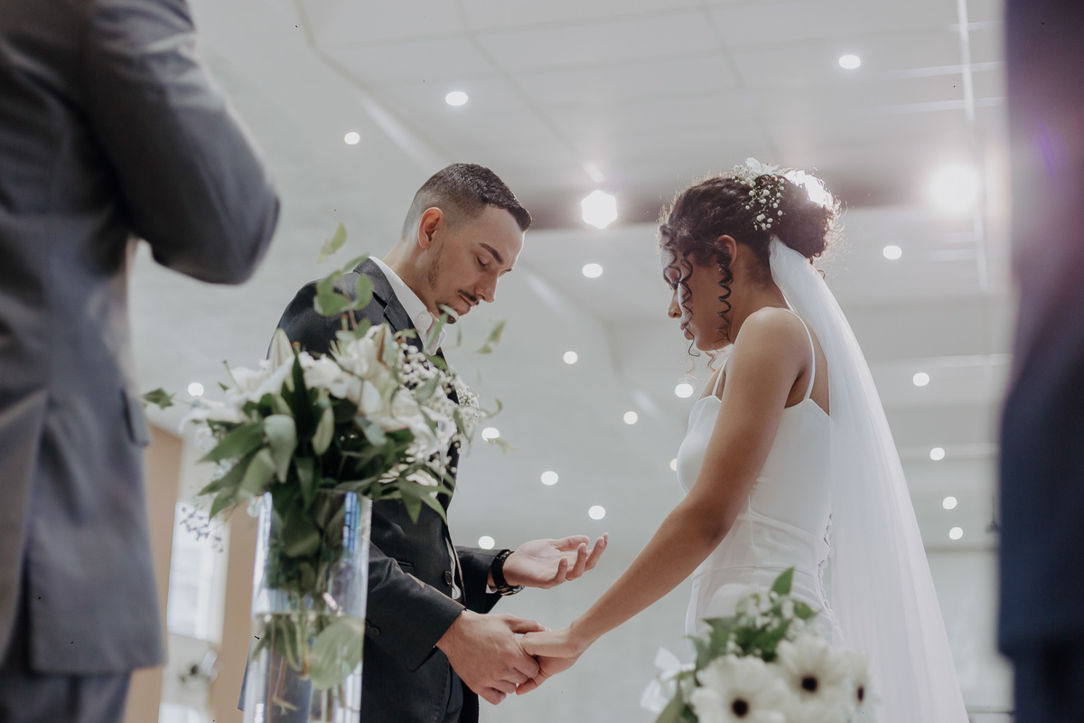 CASAMENTO EMOCIONANTE CRENTE EVANGELICO REALIZADO NA PRIMEIRA IGREJA BATISTA DE MARINGA NO PARANA E FOTOGRAFADO POR LUCAS DREHER