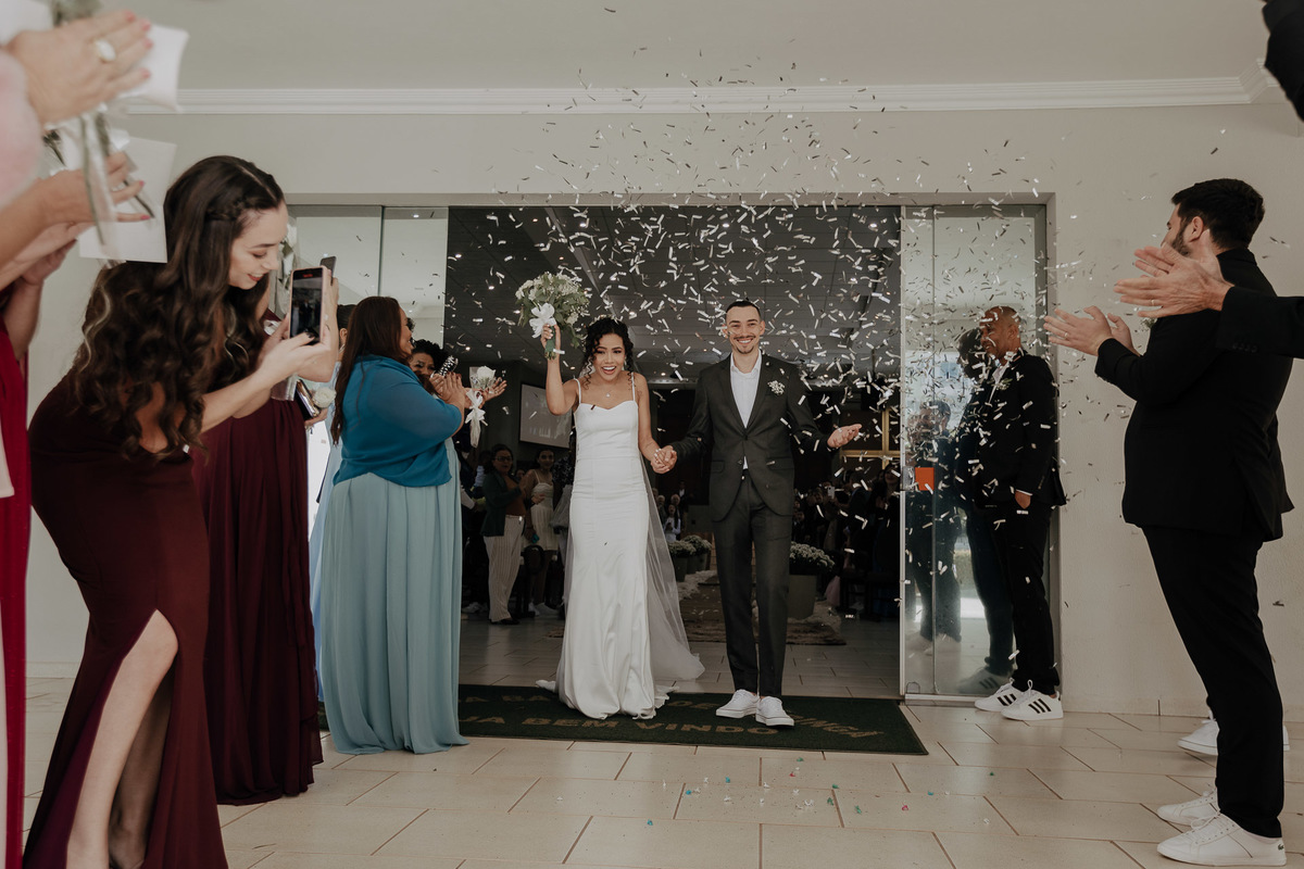 CASAMENTO EMOCIONANTE CRENTE EVANGELICO REALIZADO NA PRIMEIRA IGREJA BATISTA DE MARINGA NO PARANA E FOTOGRAFADO POR LUCAS DREHER