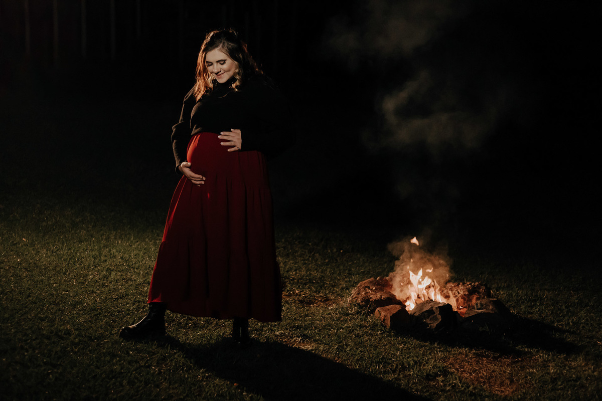 ENSAIO GESTANTE REALIZADO NO SITIO SAO FRANCISCO EM DOUTOR CAMARGO PARANA E FOTOGRAFADO POR LUCAS DREHER