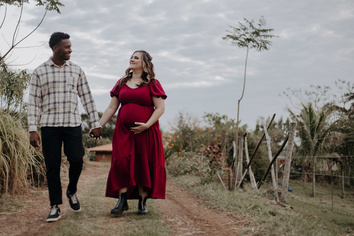 ENSAIO GESTANTE REALIZADO NO SITIO SAO FRANCISCO EM DOUTOR CAMARGO PARANA E FOTOGRAFADO POR LUCAS DREHER
