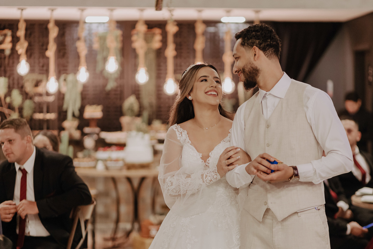 LI E TATI LISANDRO E TATI MUSICOS MARINGA