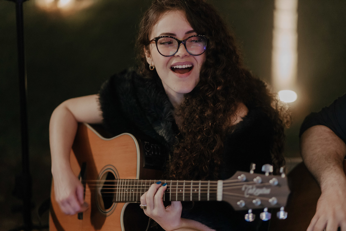 LI E TATI LISANDRO E TATI MUSICOS MARINGA