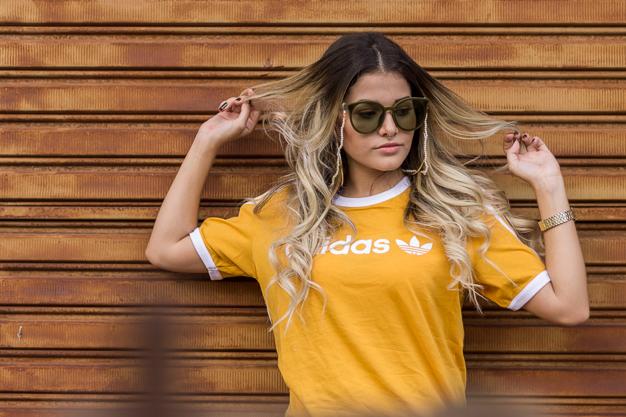 ENSAIO FOTOGRAFICO FEMININO DE MODELO EM MARINGA EM UMA FABRICA ABANDONADA MANDAGUACU