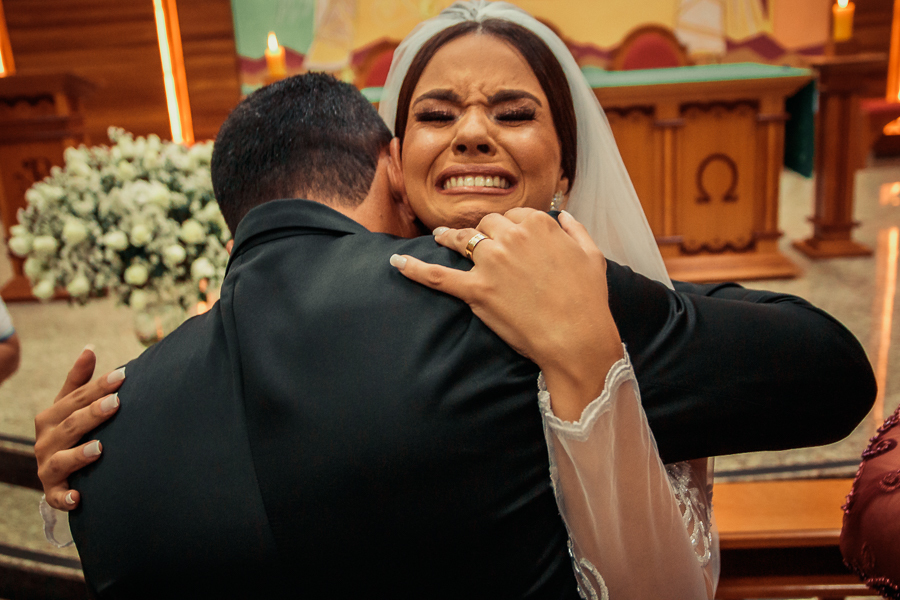 CASAMENTO WEDDING CATOLICO REALIZADO EM UMA IGREJA CHAMADA PAROQUIA NOSSA SENHORA DO ROSÁRIO LOCALIZADA EM MARINGA PARANA ONDE OS NOIVOS ESTIVERAM MUITO FELIZES, ALEGRES ANSIOSOS EMOCIONADOS E COMPLETOS