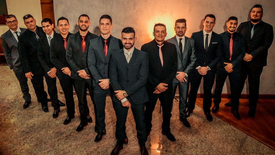 CASAMENTO WEDDING CATOLICO REALIZADO EM UMA IGREJA CHAMADA PAROQUIA NOSSA SENHORA DO ROSÁRIO LOCALIZADA EM MARINGA PARANA ONDE OS NOIVOS ESTIVERAM MUITO FELIZES, ALEGRES ANSIOSOS EMOCIONADOS E COMPLETOS