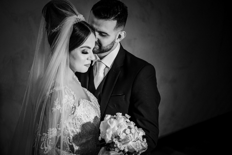 CASAMENTO WEDDING CATOLICO REALIZADO EM UMA IGREJA CHAMADA PAROQUIA NOSSA SENHORA DO ROSÁRIO LOCALIZADA EM MARINGA PARANA ONDE OS NOIVOS ESTIVERAM MUITO FELIZES, ALEGRES ANSIOSOS EMOCIONADOS E COMPLETOS