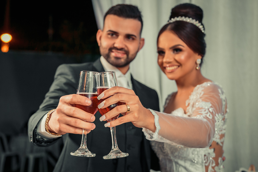 CASAMENTO WEDDING CATOLICO REALIZADO EM UMA IGREJA CHAMADA PAROQUIA NOSSA SENHORA DO ROSÁRIO LOCALIZADA EM MARINGA PARANA ONDE OS NOIVOS ESTIVERAM MUITO FELIZES, ALEGRES ANSIOSOS EMOCIONADOS E COMPLETOS