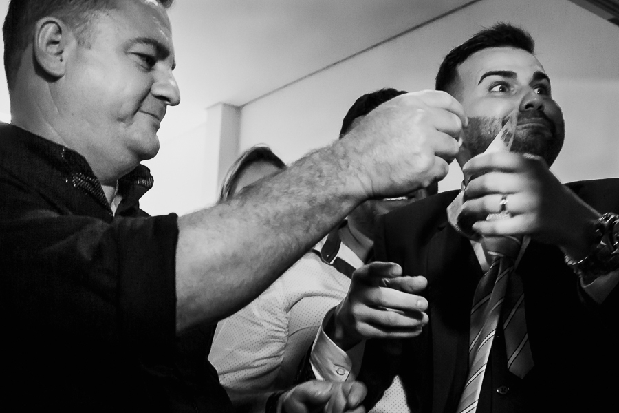 CASAMENTO WEDDING CATOLICO REALIZADO EM UMA IGREJA CHAMADA PAROQUIA NOSSA SENHORA DO ROSÁRIO LOCALIZADA EM MARINGA PARANA ONDE OS NOIVOS ESTIVERAM MUITO FELIZES, ALEGRES ANSIOSOS EMOCIONADOS E COMPLETOS