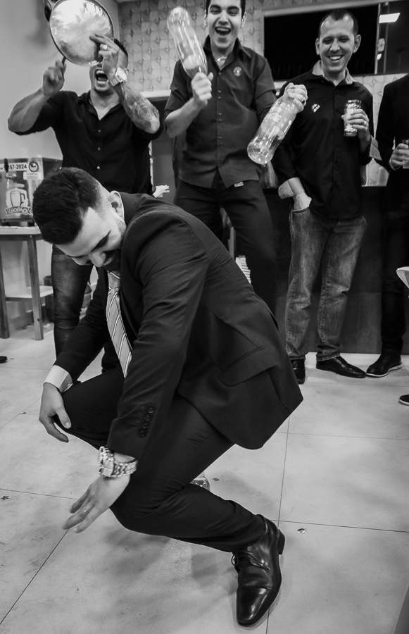 CASAMENTO WEDDING CATOLICO REALIZADO EM UMA IGREJA CHAMADA PAROQUIA NOSSA SENHORA DO ROSÁRIO LOCALIZADA EM MARINGA PARANA ONDE OS NOIVOS ESTIVERAM MUITO FELIZES, ALEGRES ANSIOSOS EMOCIONADOS E COMPLETOS