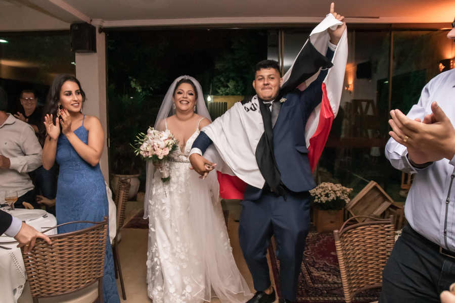 RECEPCAO DE CONVIDADOS DO CASAMENTO REALIZADA NO RECANTO ALEGRIA EM MARINGA NO PARANA