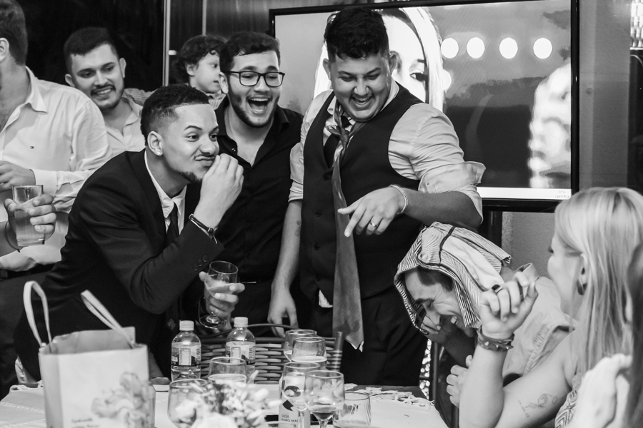 RECEPCAO DE CONVIDADOS DO CASAMENTO REALIZADA NO RECANTO ALEGRIA EM MARINGA NO PARANA