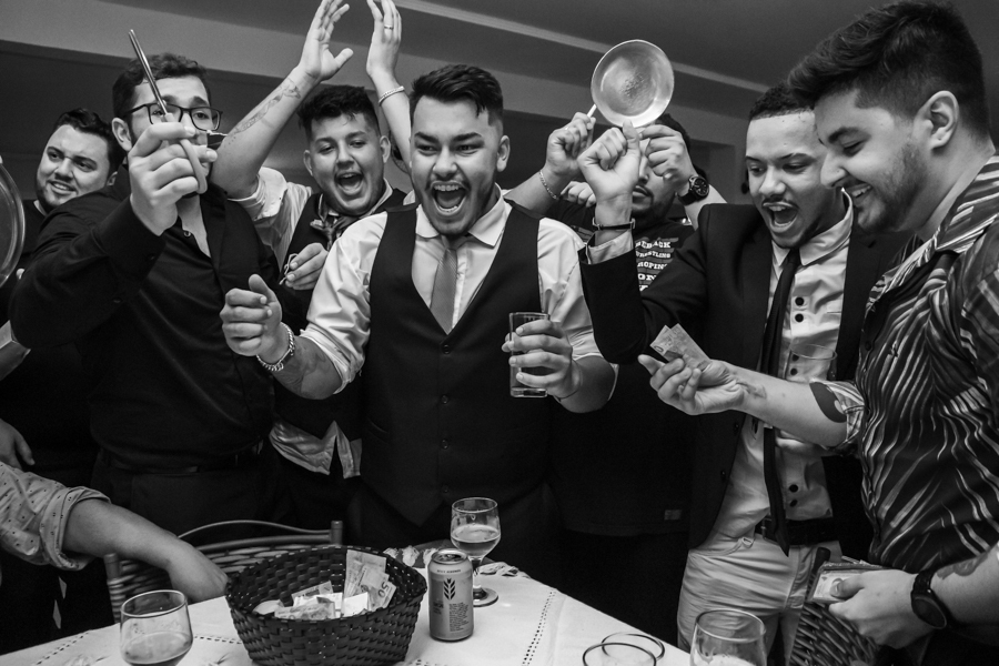 RECEPCAO DE CONVIDADOS DO CASAMENTO REALIZADA NO RECANTO ALEGRIA EM MARINGA NO PARANA