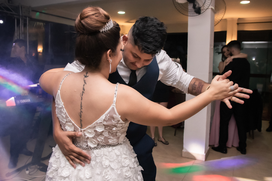 RECEPCAO DE CONVIDADOS DO CASAMENTO REALIZADA NO RECANTO ALEGRIA EM MARINGA NO PARANA