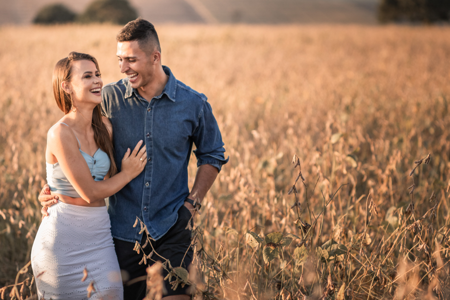 ENSAIO FOTOGRAFICO REALIZADO EM PLANTACAO DE SOJA EM MANDAGUACU PARANA