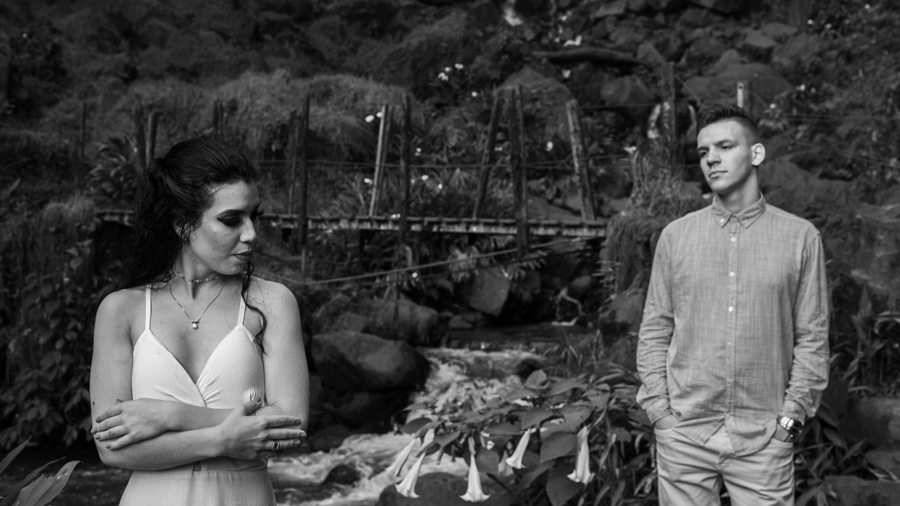 ENSAIO FOTOGRAFICO DE CASAL PRE WEDDING NA CACHOEIRA HOTEL FAZENDA LUAR DE AGOSTO EM FAXINAL PARANA