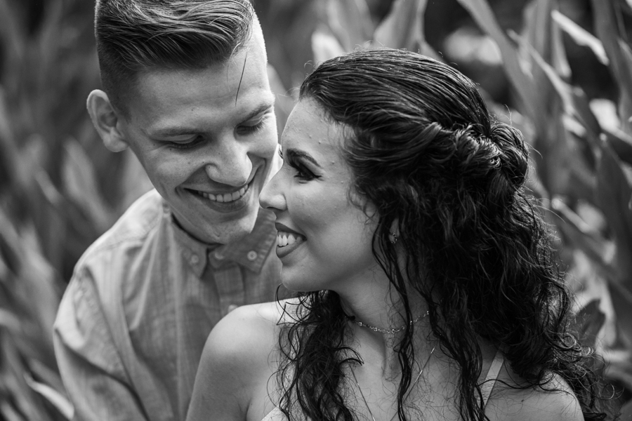 ENSAIO FOTOGRAFICO DE CASAL PRE WEDDING NA CACHOEIRA HOTEL FAZENDA LUAR DE AGOSTO EM FAXINAL PARANA