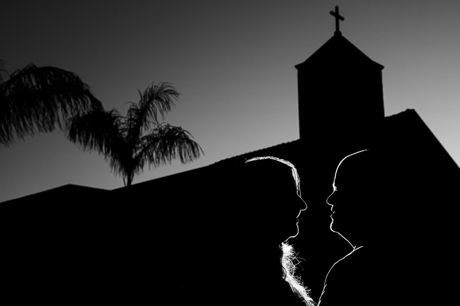 CAPELA DA SAGRADA FAMÍLIA DE MANDAGUARI RUINAS DA IGREJA ONDE REALIZAMOS UM ENSAIO PRE CASAMENTO COM UM CASAL CHEIO DE ALEGRIA FOTOGRAFIA EM MARINGA FOTOGRAFO DE CASAMENTOS